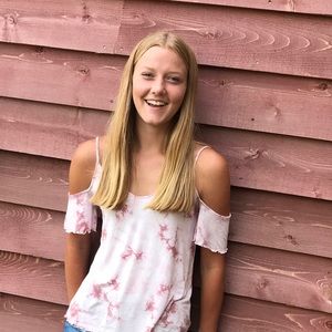 Meet your Posher, Cassie